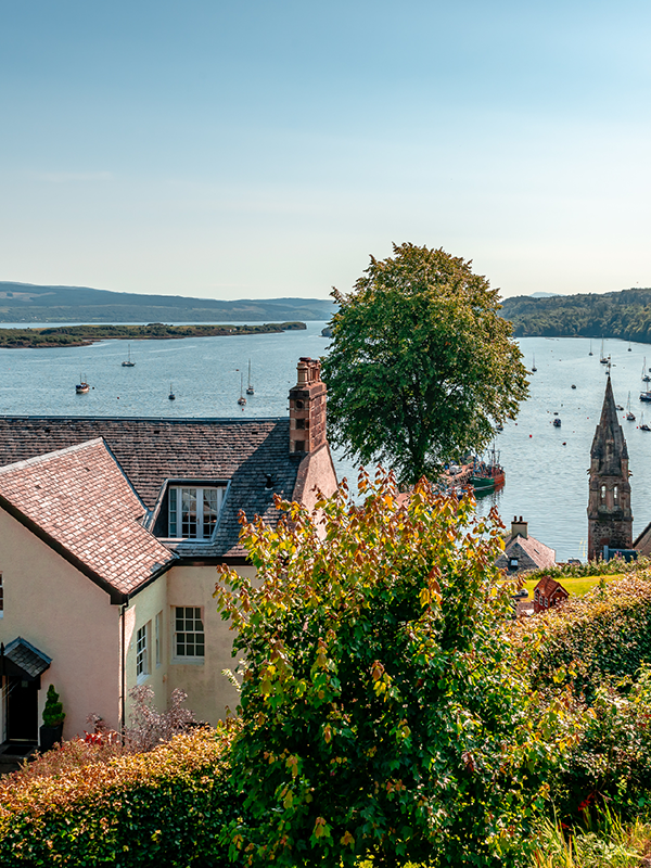 JN6369 Holiday Home 600X800